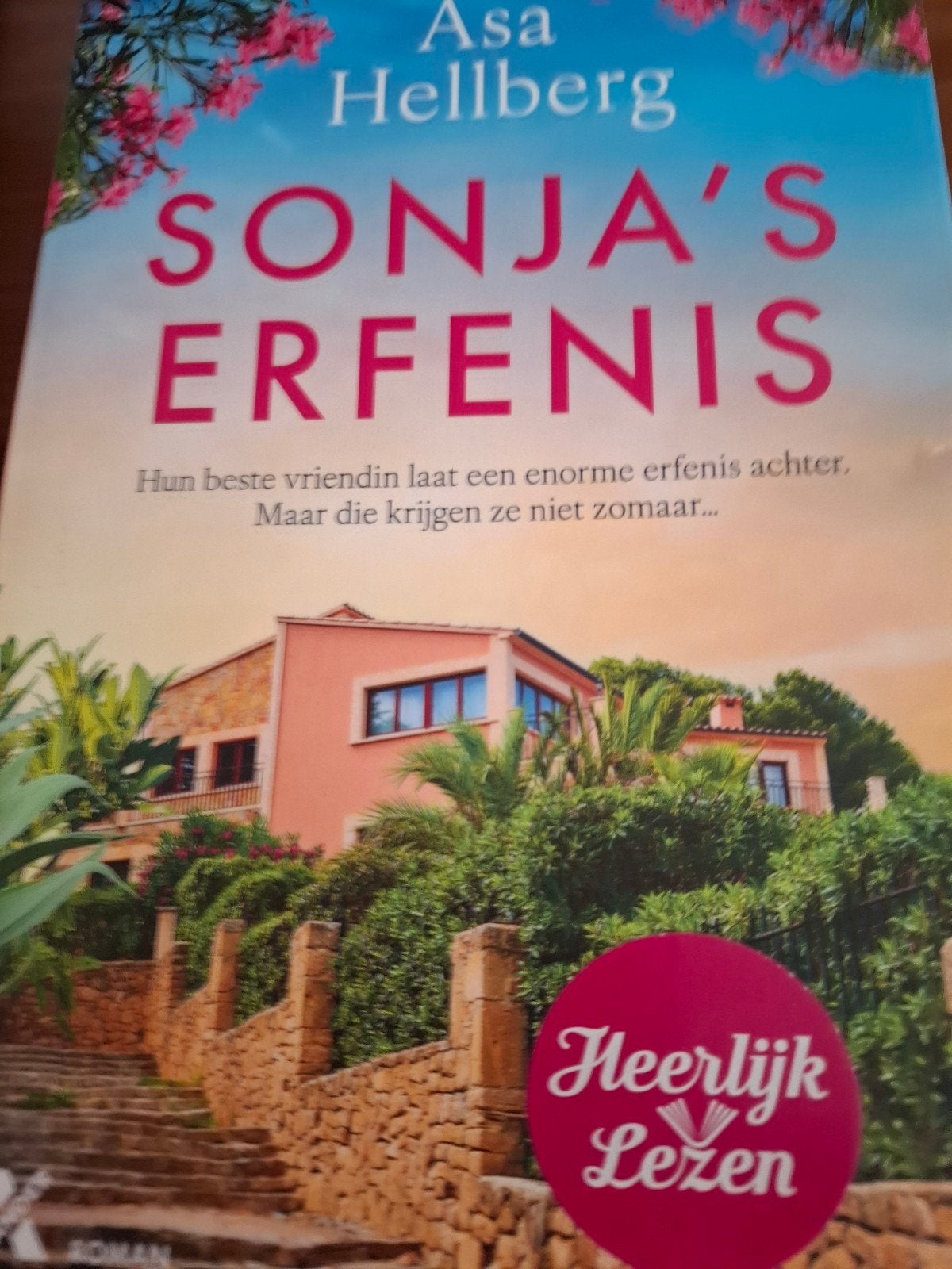 Sonja's Erfenis - Asa Hellberg (Heerlijk Lezen), Boeken, Ophalen of Verzenden, Gelezen, Asa Hellberg