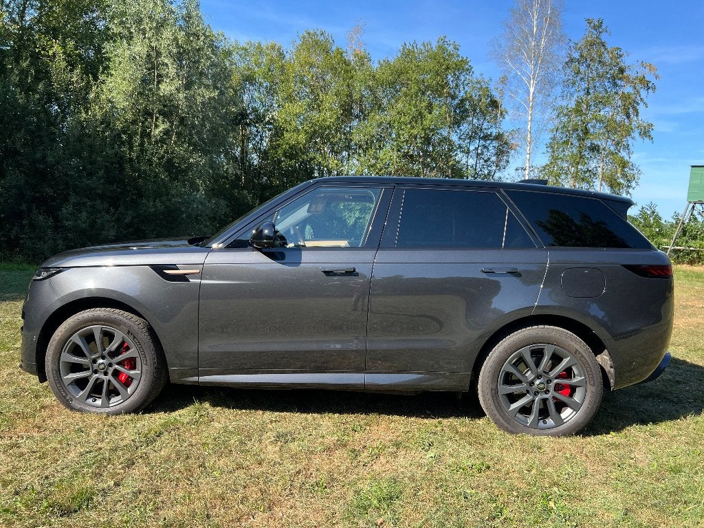 Land Rover Range Rover Sport P460e Dynamic SE 2025, Auto's, Automaat, 460 pk, Beige, 2996 cc