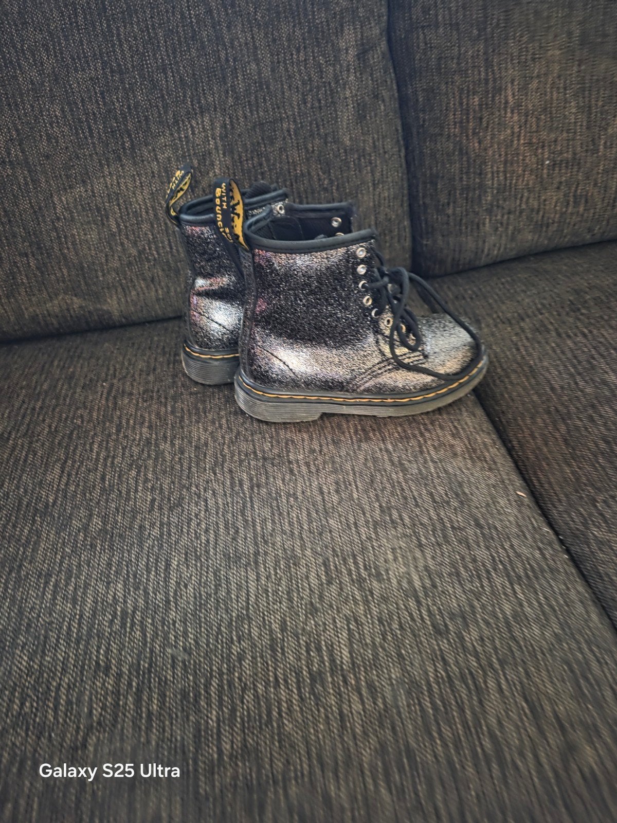 Dr. Martens glitter laarzen maat 26, Kinderen en Baby's, Ophalen, Dr. Martens, Gebruikt, Meisje
