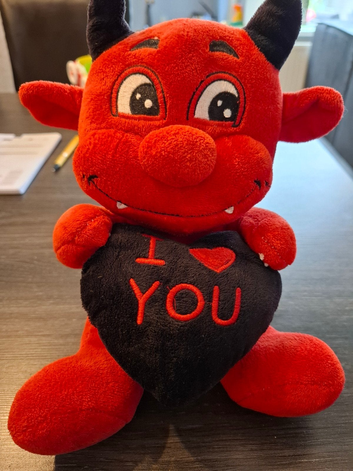 Duivel knuffel met 'I Love You' hartje, Overige typen, Ophalen of Verzenden, Rood, Met label