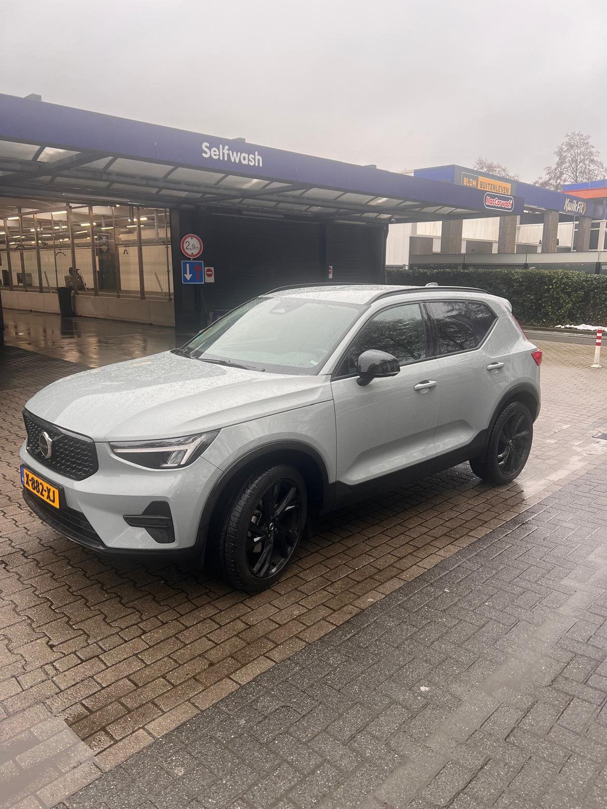 Volvo XC40 – Leasecontract ter overname aangeboden Grijs, Ophalen, Gebruikt, Volvo