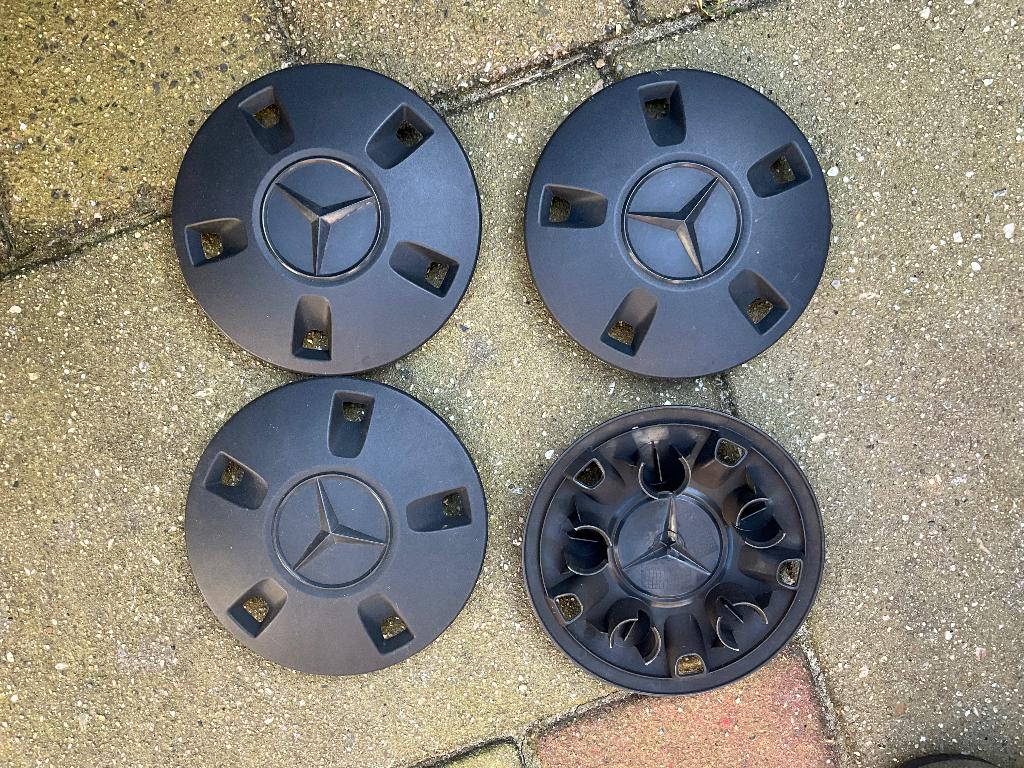 Wieldoppen Vito of Viano 4 stuks, Auto diversen, Wieldoppen, Ophalen of Verzenden, Nieuw