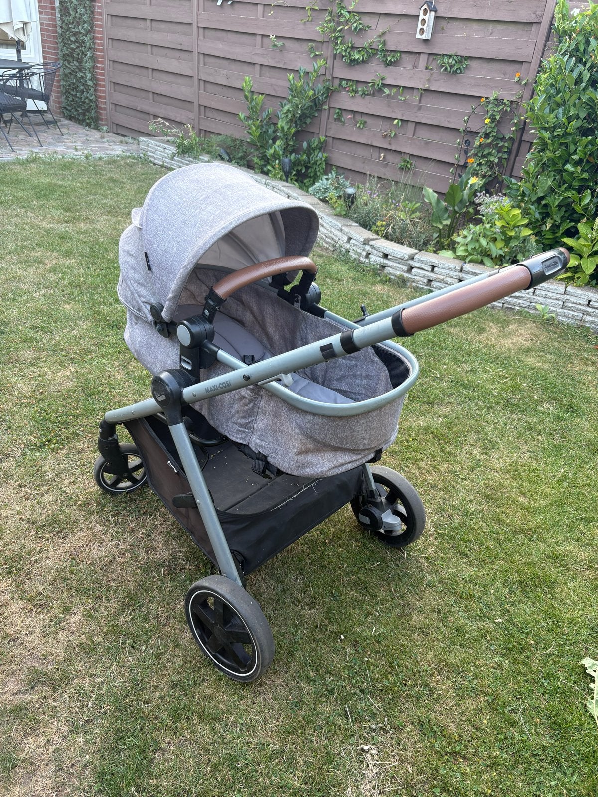 Maxi-Cosi Lila zelia kinderwagen met reiswieg en zitje, Ophalen, Gebruikt, Combiwagen, Met reiswieg