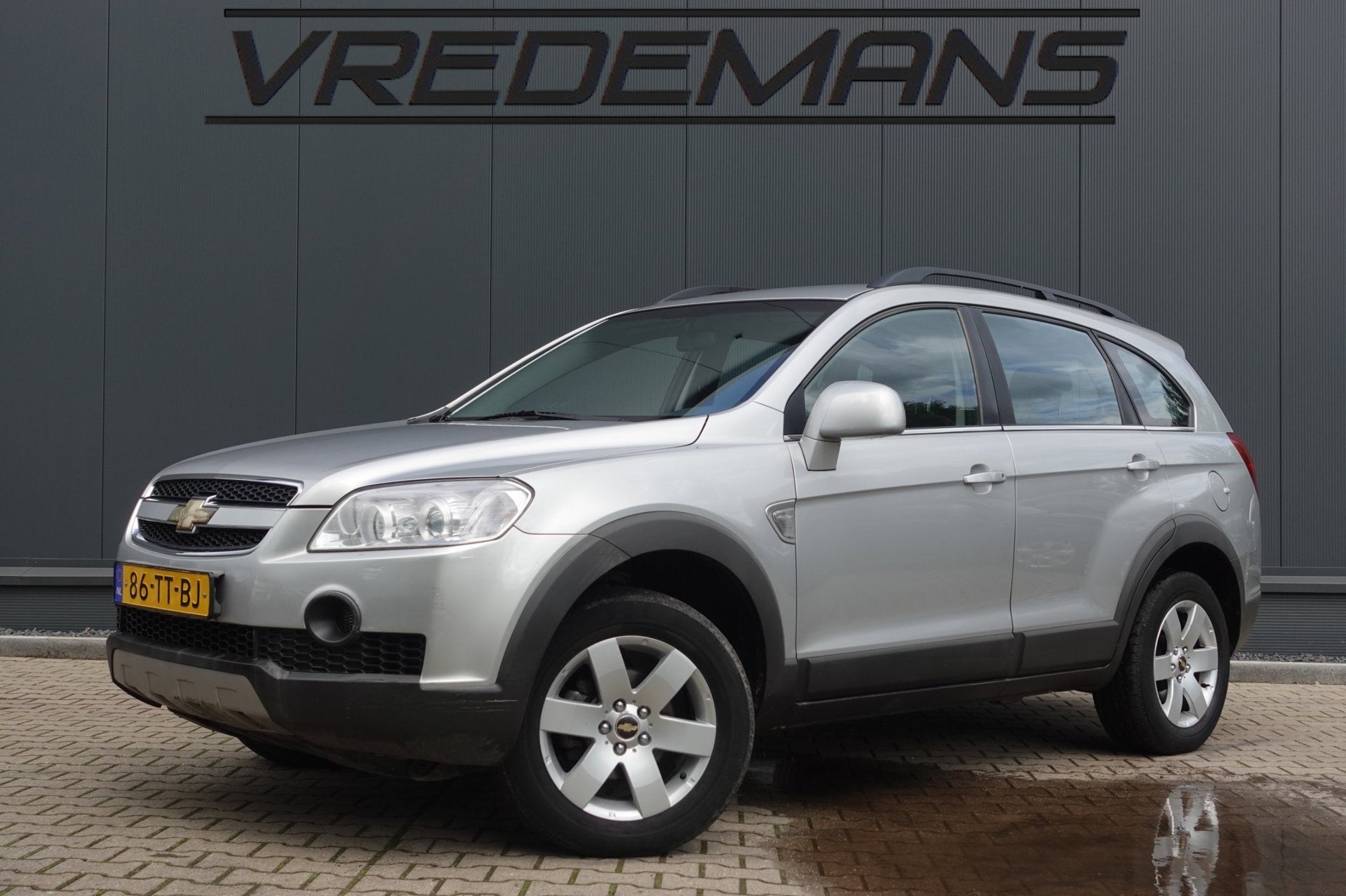 Chevrolet Captiva 2.4i Style 2WD, Gebruikt, 4 cilinders, 7 stoelen, Bedrijf