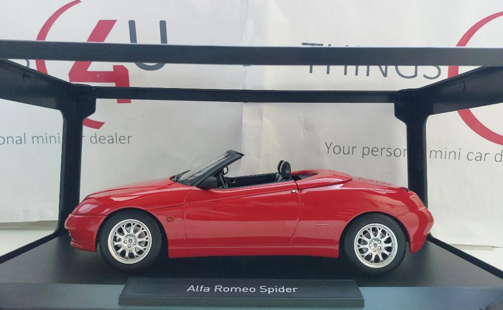Norev 1:18 Alfa Romeo Spider Softtop 1999 rood nieuw, Ophalen of Verzenden, Nieuw, Auto, Norev