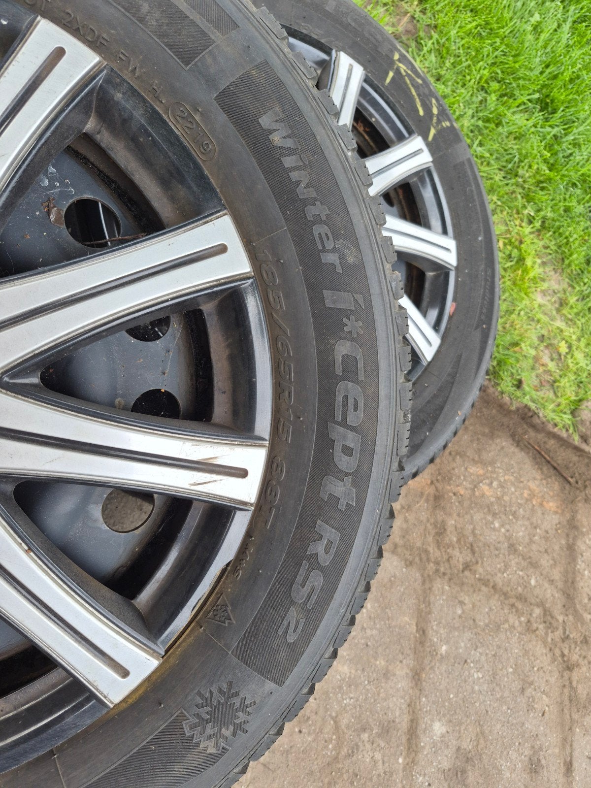 Hankook Winter i*cept RS2 185/65R15 Winterbanden met Velgen, Ophalen, Gebruikt, 15 inch, Banden en Velgen