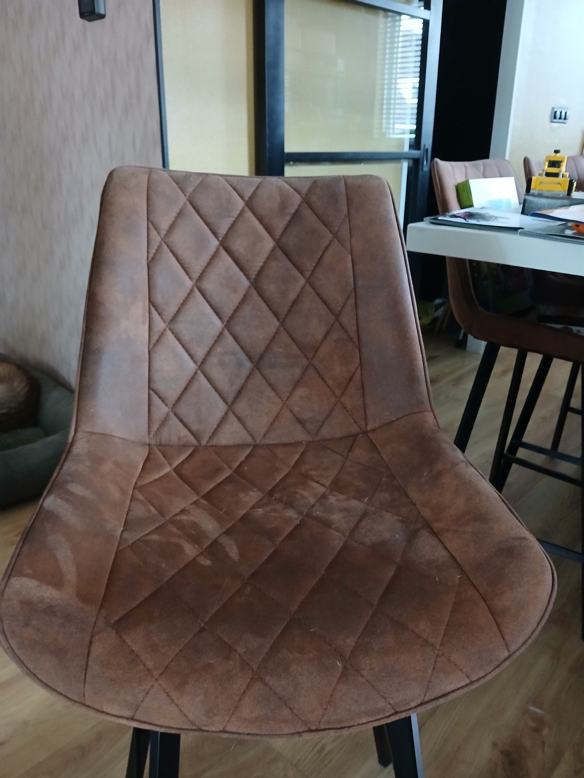 Moderne barkrukken met comfortabele zitting
