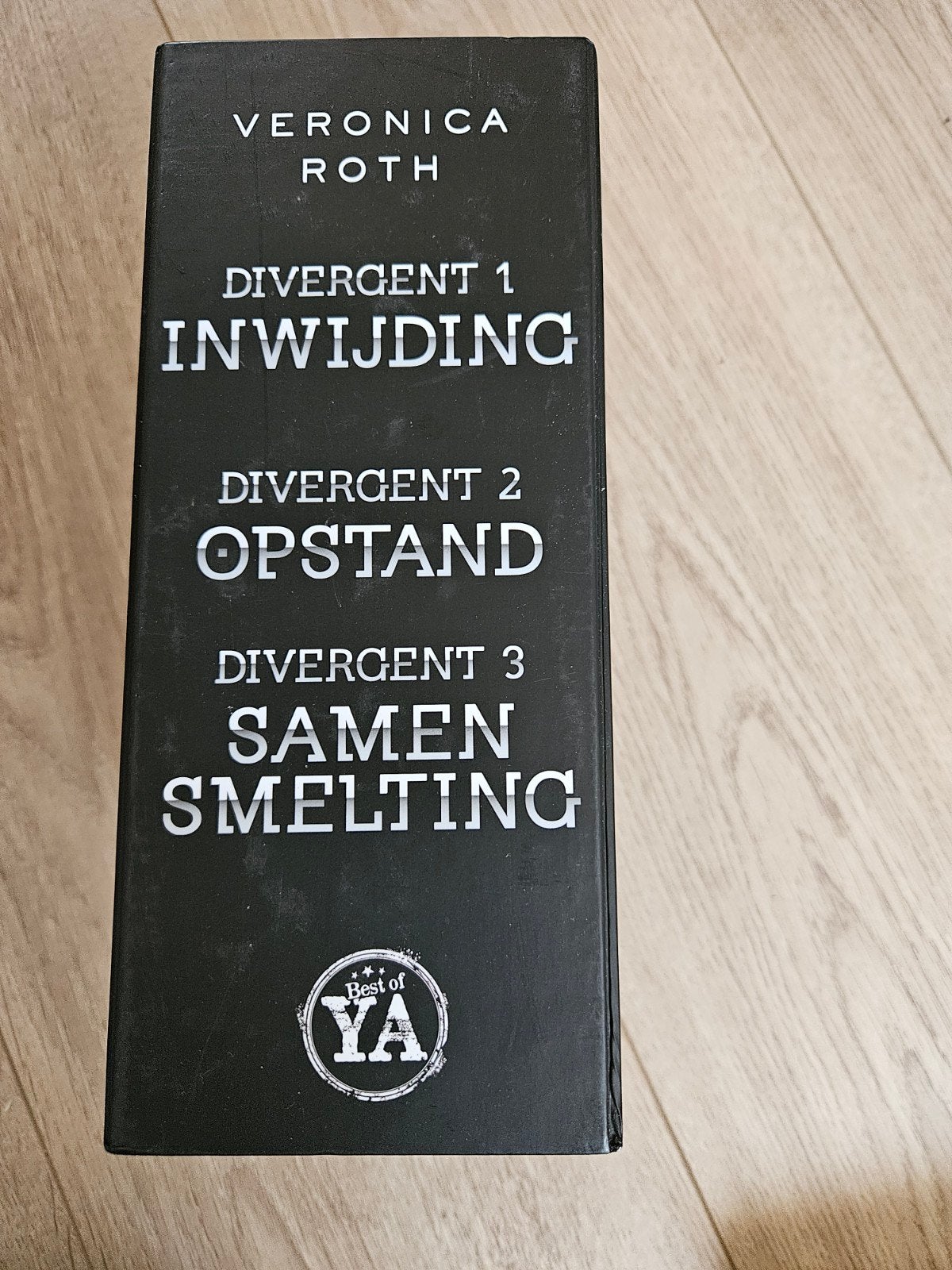 Divergent trilogie (3 boeken) - Veronica Roth, Boeken, Ophalen of Verzenden, Zo goed als nieuw, Veronica Roth, Nederland