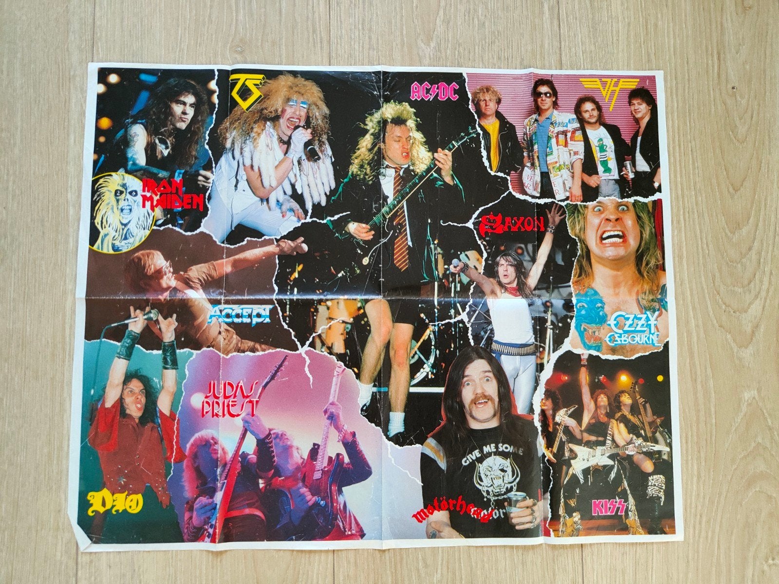 Hitkrant Super Poster Hardrock o.a. Kiss, Ophalen of Verzenden, 1980 tot heden, Tijdschrift