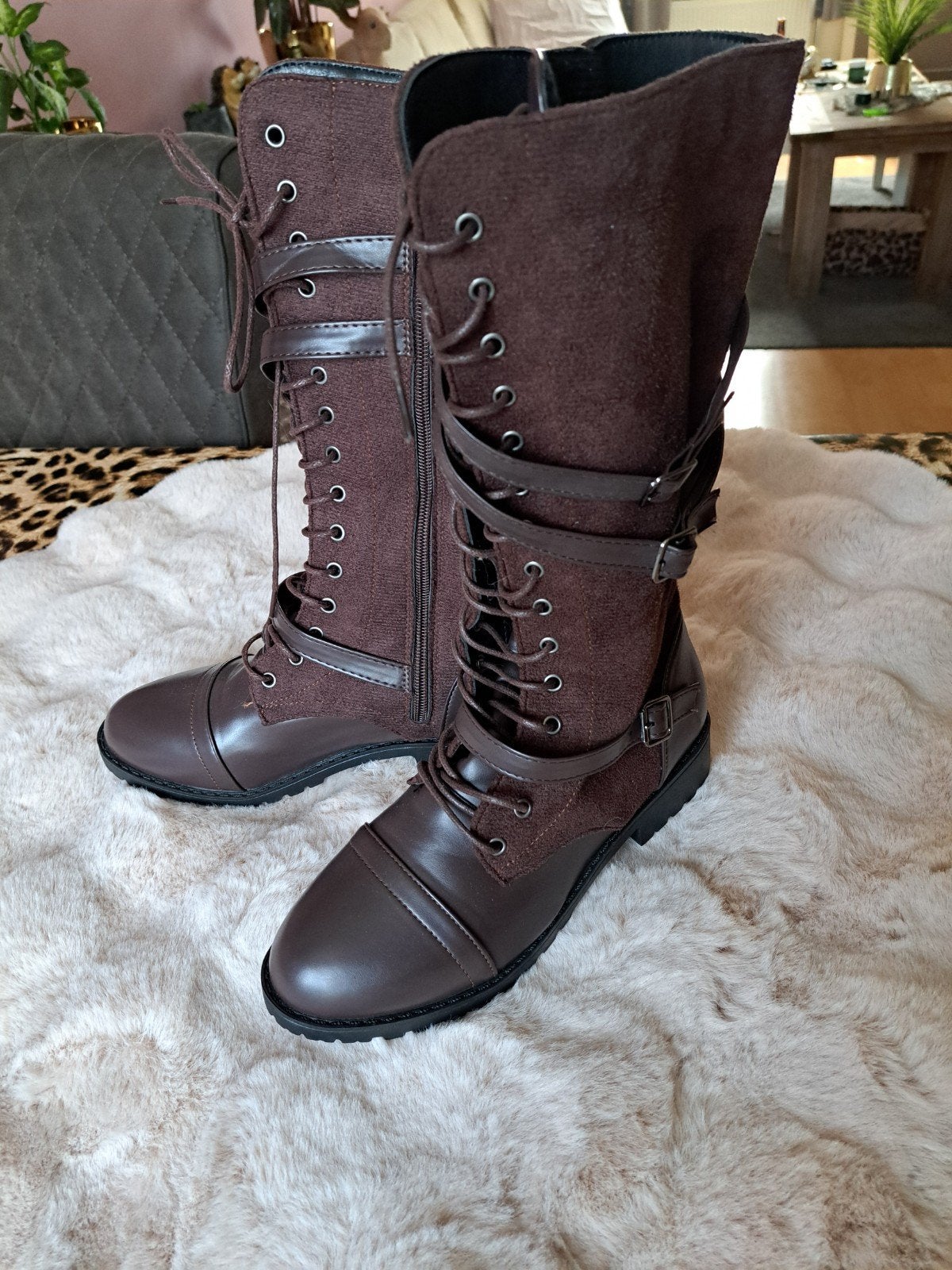 Stoere leuke zomer laarzen met rits en veters., Ophalen, Zo goed als nieuw, Bruin