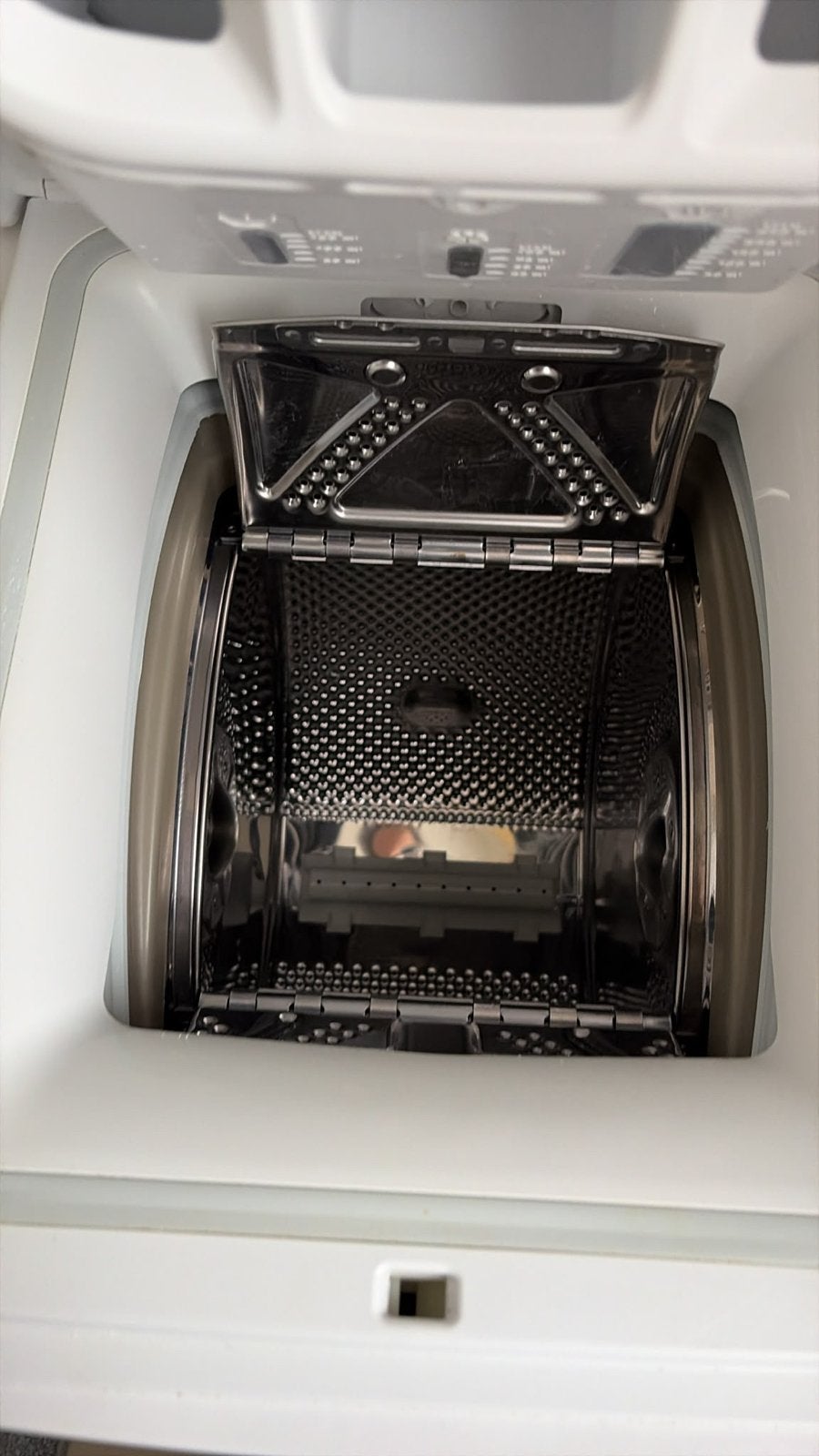Zo goed als nieuwe Whirlpool bovenlader wasmachine, Bovenlader, Ophalen of Verzenden, Zo goed als nieuw, 1200 tot 1600 toeren
