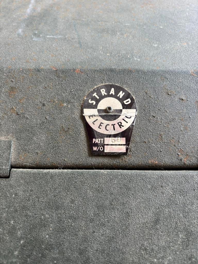 Vintage Strand Electric PATT 60 Theater Spot, Antiek en Kunst, Antiek | Lampen, Ophalen of Verzenden