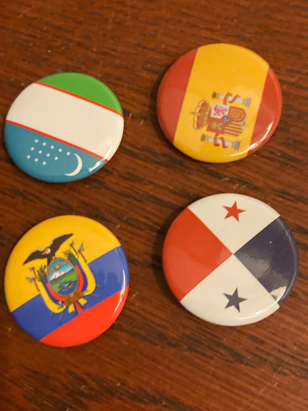 Dekamarkt buttons: Oezbekistan, Spanje, Ecuador, Panama, Ophalen