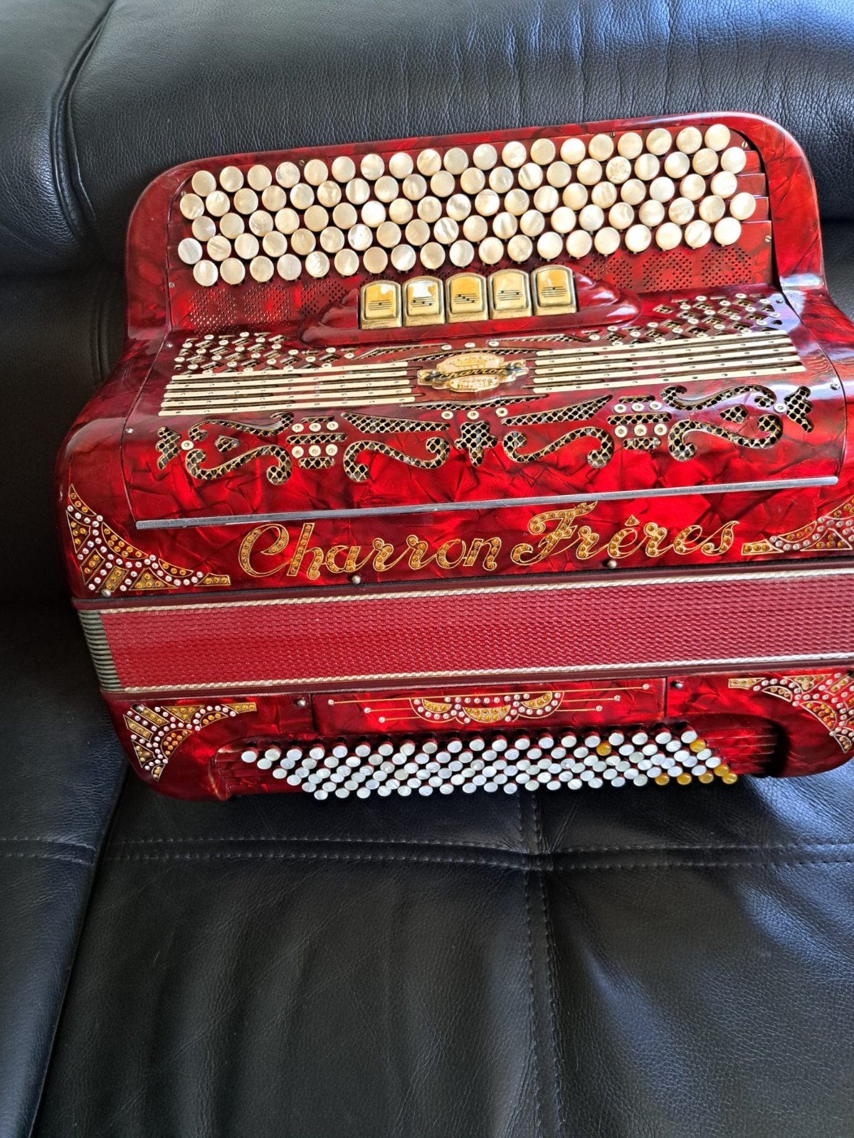 Accordeon 4 korig b griff  in nieuwstaat, Muziek en Instrumenten, Accordeons, Ophalen of Verzenden, Zo goed als nieuw, 120-bas