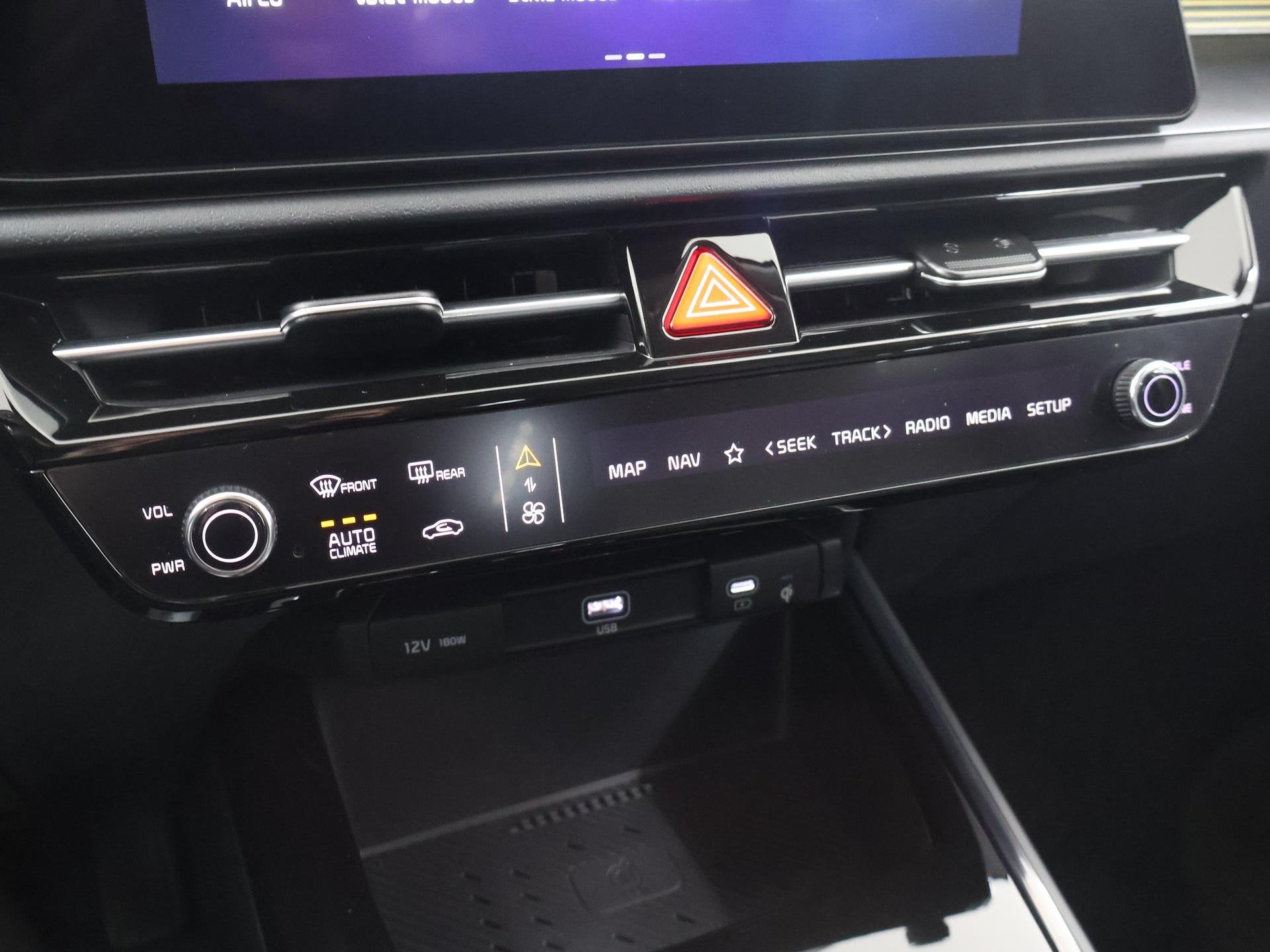 Foto 18 van Kia Niro 1.6 GDi PHEV DynamicPlusLine Edition | 18” lichtm
