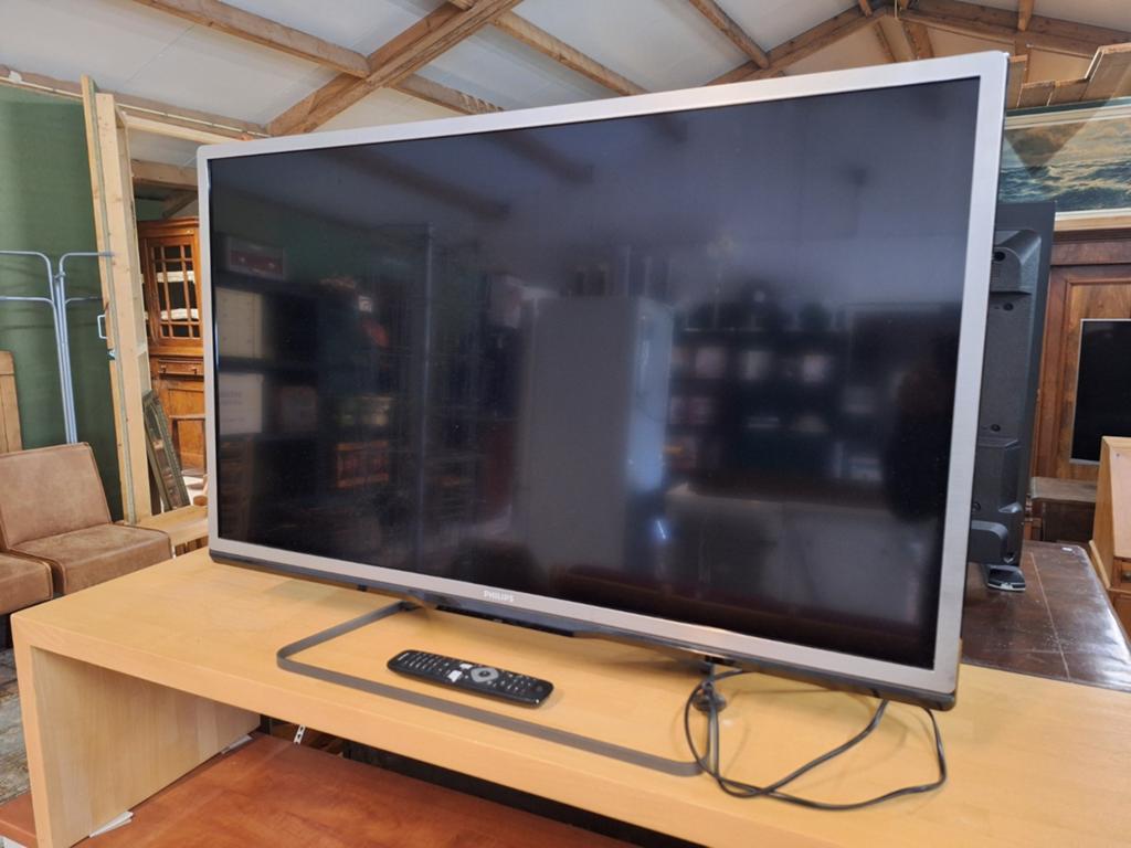 Televisie tv hdmi Philips smart full hd, Audio, Tv en Foto, Televisies, Ophalen, Philips, Gebruikt, LCD
