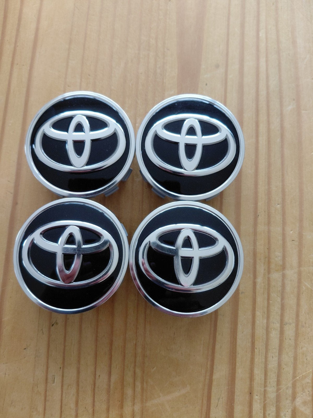 4  orginele  naafkapjes  toyota    nieuw, Auto diversen, Wieldoppen, Ophalen of Verzenden, Nieuw