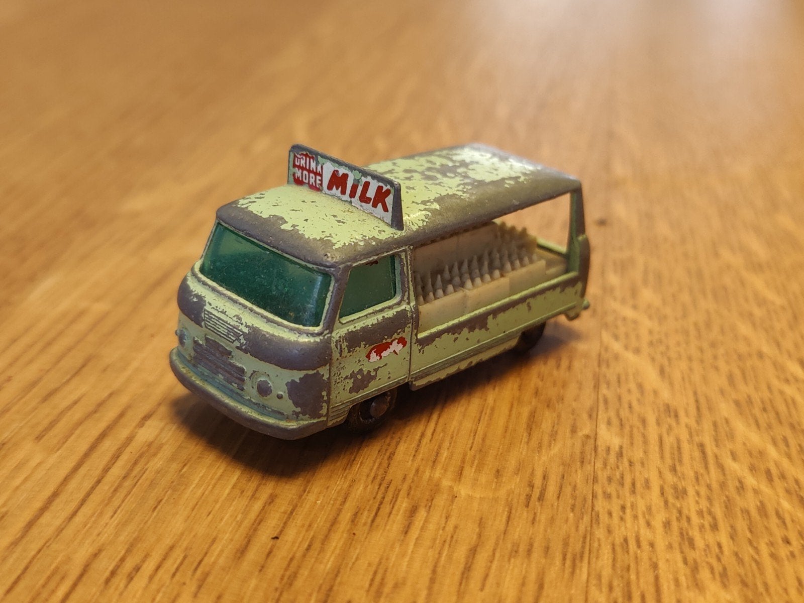 Matchbox Commer Bottle Float Milk, Hobby en Vrije tijd, Ophalen of Verzenden, Zo goed als nieuw, Auto