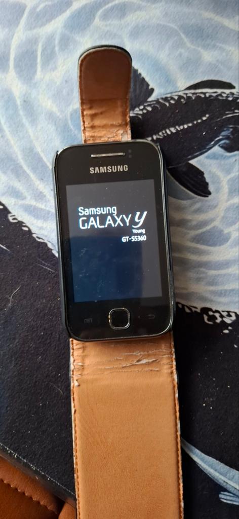Leuke eenvoudig mobieltje doet het veder prima zonder lader, Telecommunicatie, Ophalen, Gebruikt, Overige modellen, Zwart