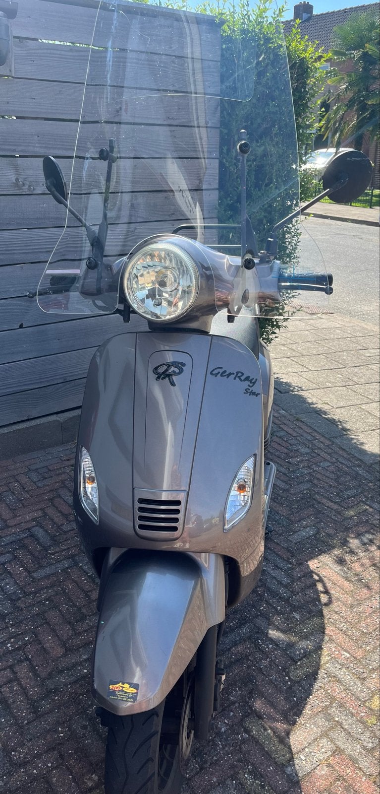 Gerray Star Scooter (2019) – Goed onderhouden – Inclusief be, Ophalen, Gebruikt, Benzine, Overige merken
