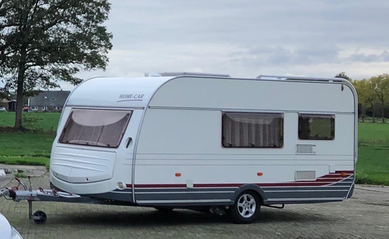 Home-Car Caravan met treinstel opstelling en dwarsbed, Home-car, Kachel, Treinzit, Particulier