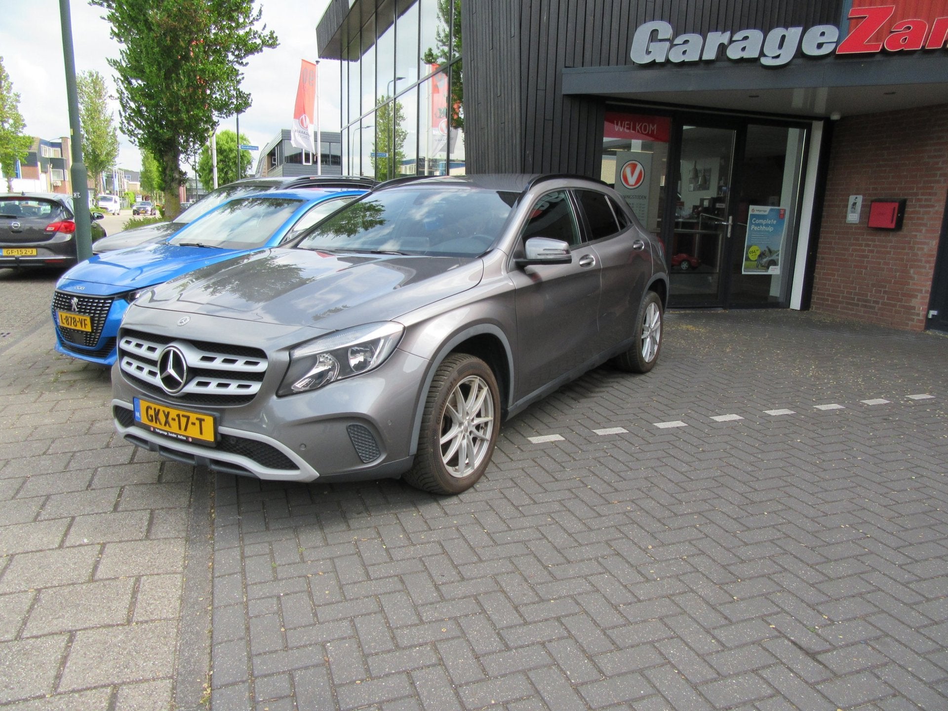 Mercedes-Benz GLA-klasse 180 Business Solution AMG, Dealer onderhouden, Gebruikt, Euro 6, 4 cilinders
