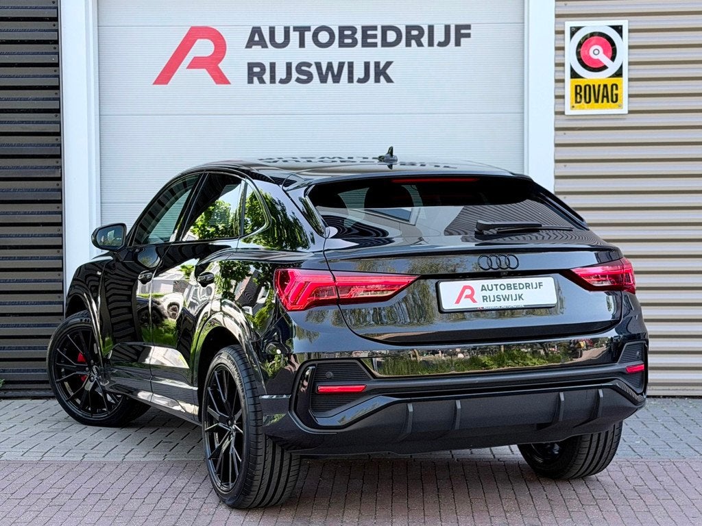 Audi Q3 Sportback 35 TFSI S Edition Matrix/AppleCar/Camera, 12 maanden, 15 km/l, Euro 6, 4 cilinders