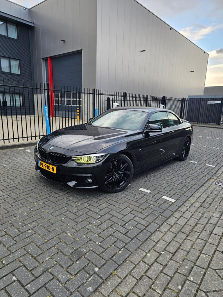 BMW 4-Serie 440i 326pk cabrio HUD | H/K | 360 | dodehoek, Auto's, BMW, Automaat, Achterwielaandrijving, Cabriolet, 4 stoelen