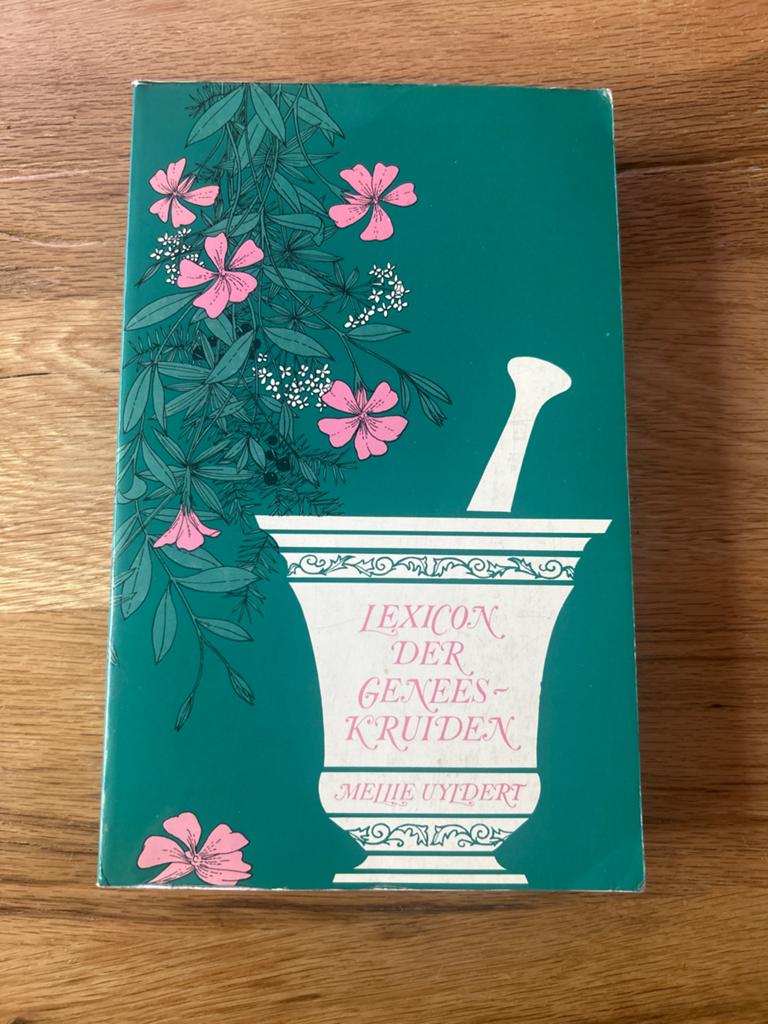 Lexicon der Geneeskruiden - Mellie Uyldert, Boeken, Ophalen of Verzenden, Gelezen, Kruiden en Alternatief