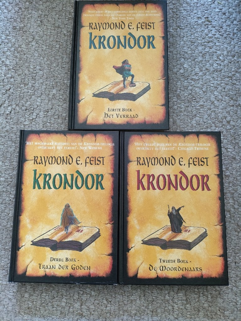 Krondor 3 delen Hardcover Raymond E. Feist in nette staat, Ophalen of Verzenden, Zo goed als nieuw, Raymond E. Feist
