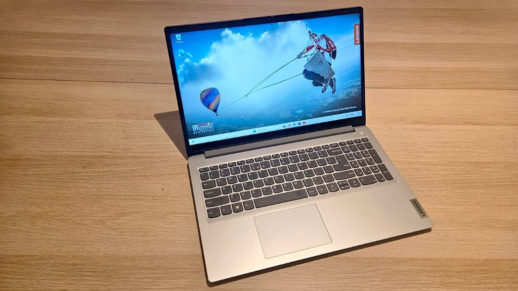 Lenovo IdeaPad 1 15ALC7 laptop, Gebruikt, AMD Ryzen 5 5500U with Radeon Graphics, 8 GB, SSD
