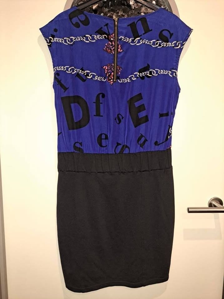 Dept jurk met kleurrijke print en zwarte rok, M, Maat 38/40 (M), Meerkleurig, Ophalen of Verzenden, Zo goed als nieuw