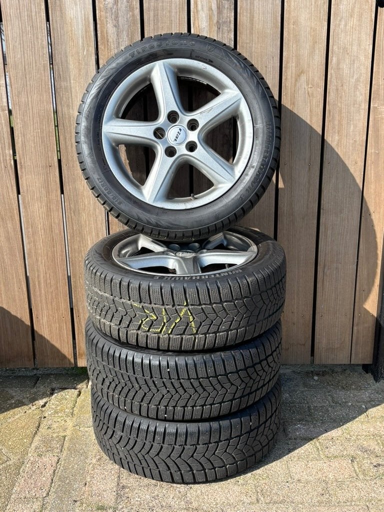 17 Inch Winterset Suzuki Vitara 215/55/17 Firestone TPMS, Auto-onderdelen, Ophalen, Banden en Velgen, 17 inch, Winterbanden