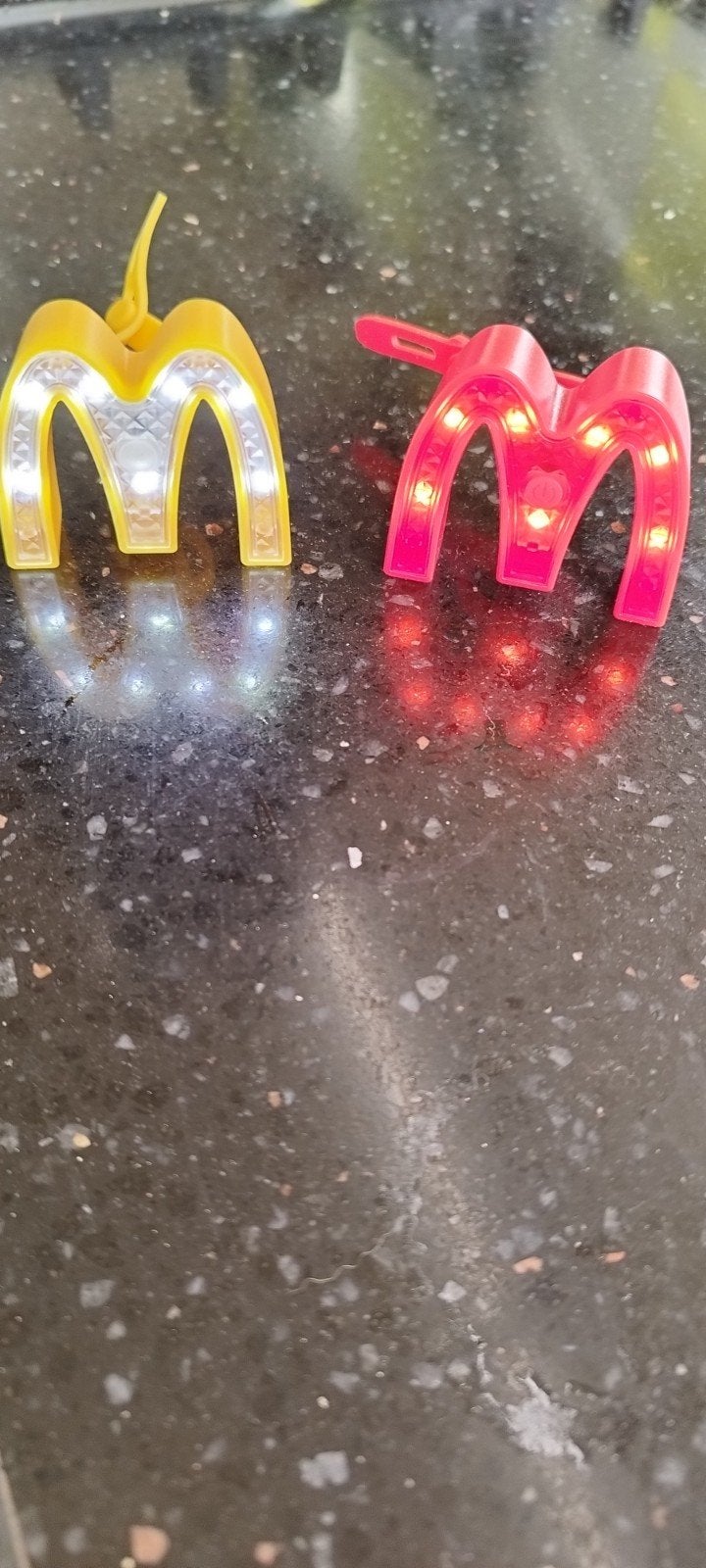 McDonalds fietslampjes / fietsverlichting  (M-vormig), Ophalen of Verzenden, Nieuw, Jongen of Meisje
