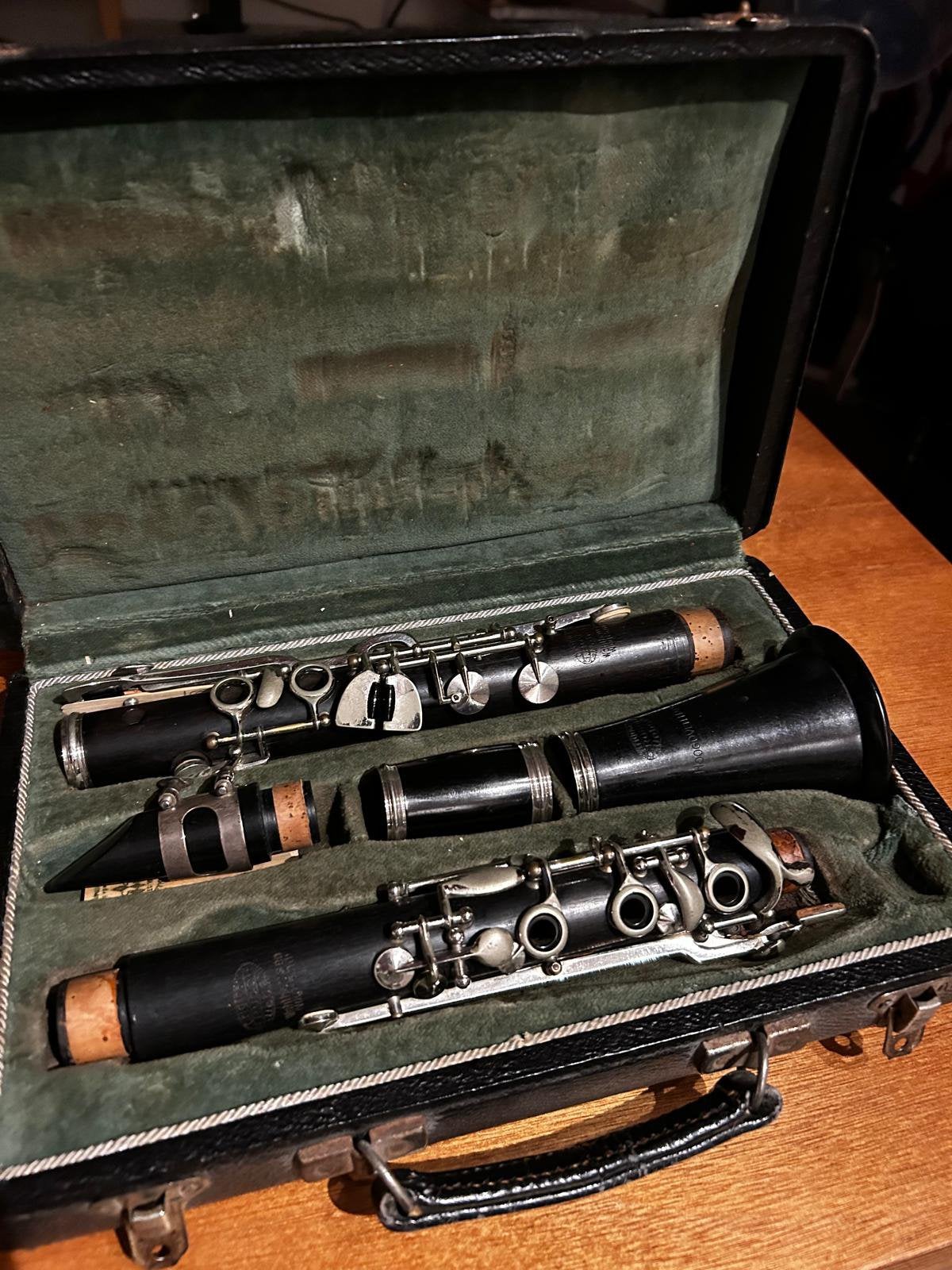 Historische klarinet G. Rudolf Uebel-Wohlhausen Vogtland, Muziek en Instrumenten, Ophalen, Gebruikt, Overige typen, Met koffer