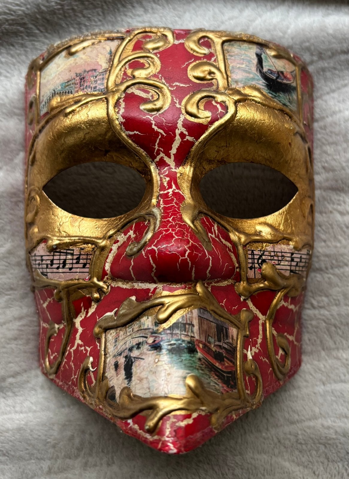 Mooi getailleerd masker. (+- 17 cm hoog), Ophalen of Verzenden, Gebruikt, Overige materialen