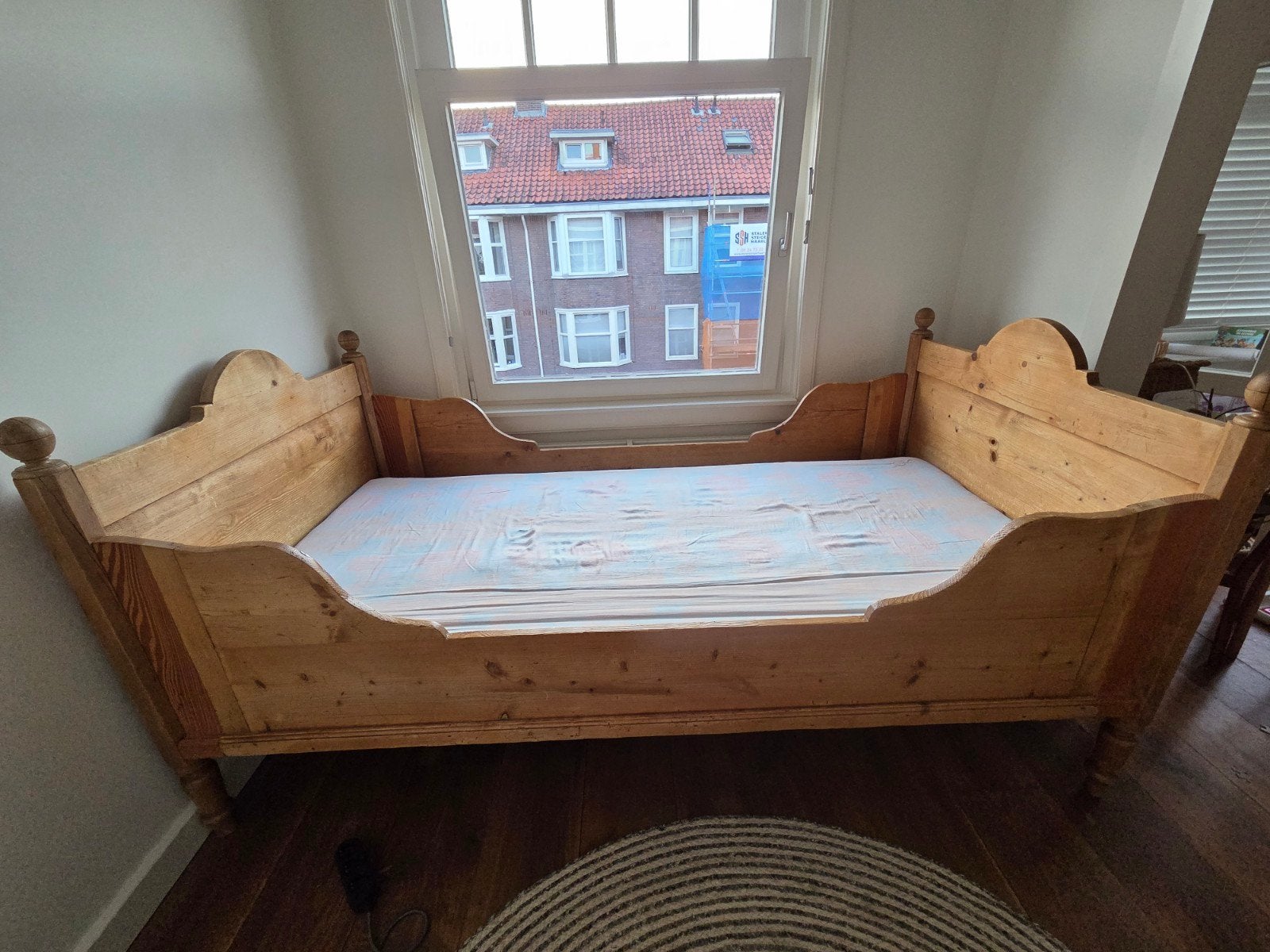 Vintage bed, Eenpersoons, Bruin, Ophalen of Verzenden, 200 cm