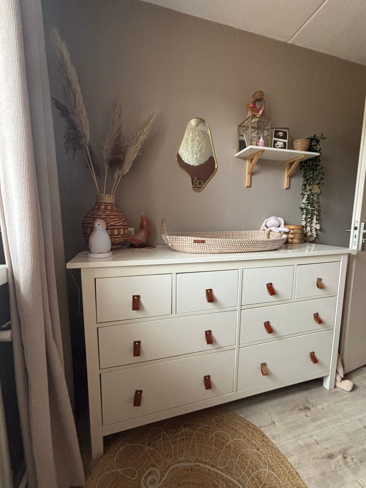Hemnes ladekast / commode - wit, Ophalen, Gebruikt, 50 tot 70 cm, 100 cm of meer