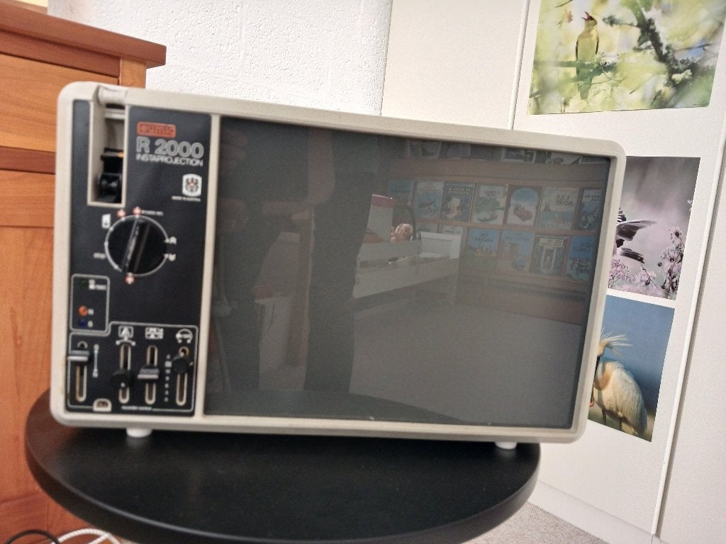 filmprojector R2000 Eumig, Ophalen, Niet werkend