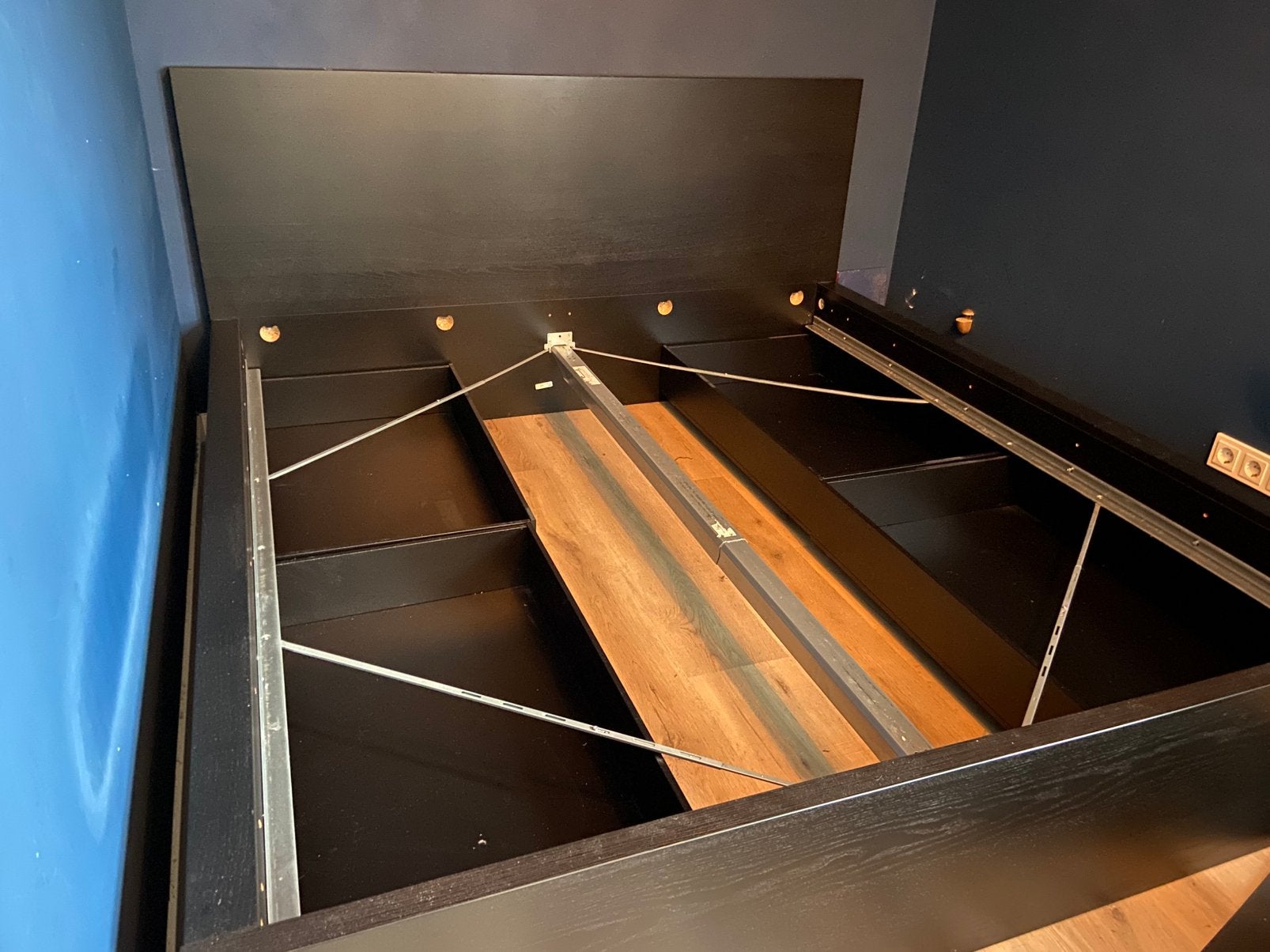 Bedframe Malm Ikea, Ophalen, Zwart, Tweepersoons, Zo goed als nieuw