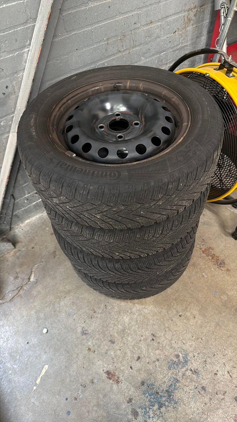 Winter bandenset voor VW up, Skoda citigo, Seat mi, Ophalen, Gebruikt