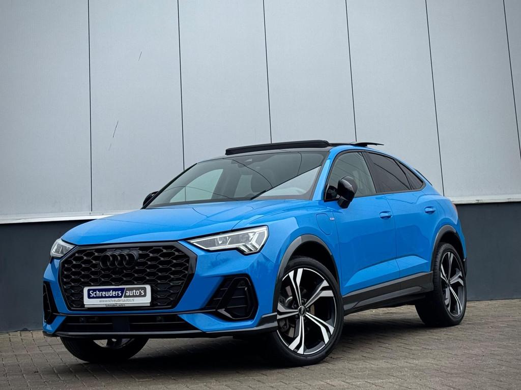 Audi Q3 Sportback 45 TFSI e Hybrid 3x S-Line Black Edition., Auto's, Gebruikt, Blauw, Leder en Stof, Hybride Elektrisch/Benzine