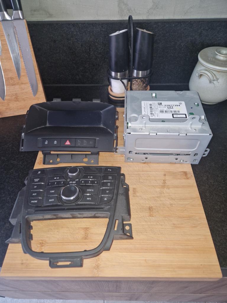 Opel Astra J CD400 Radio Navigatie Unit en Display, Auto diversen, Autoradio's, Ophalen, Gebruikt