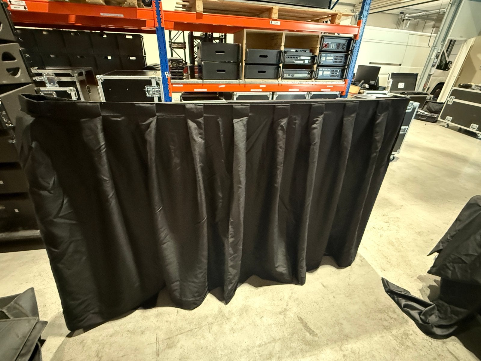 Wentex p&d foh curtain 330x120 zwart, Ophalen, Zo goed als nieuw, Licht