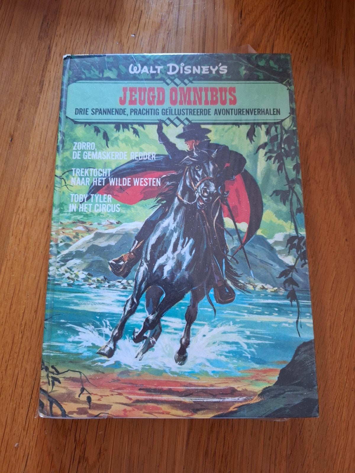 Walt Disney's Jeugd Omnibus - Zorro, Trektocht, Toby Tyler, Boeken, Ophalen of Verzenden, Gelezen, Walt Disney, Fictie algemeen