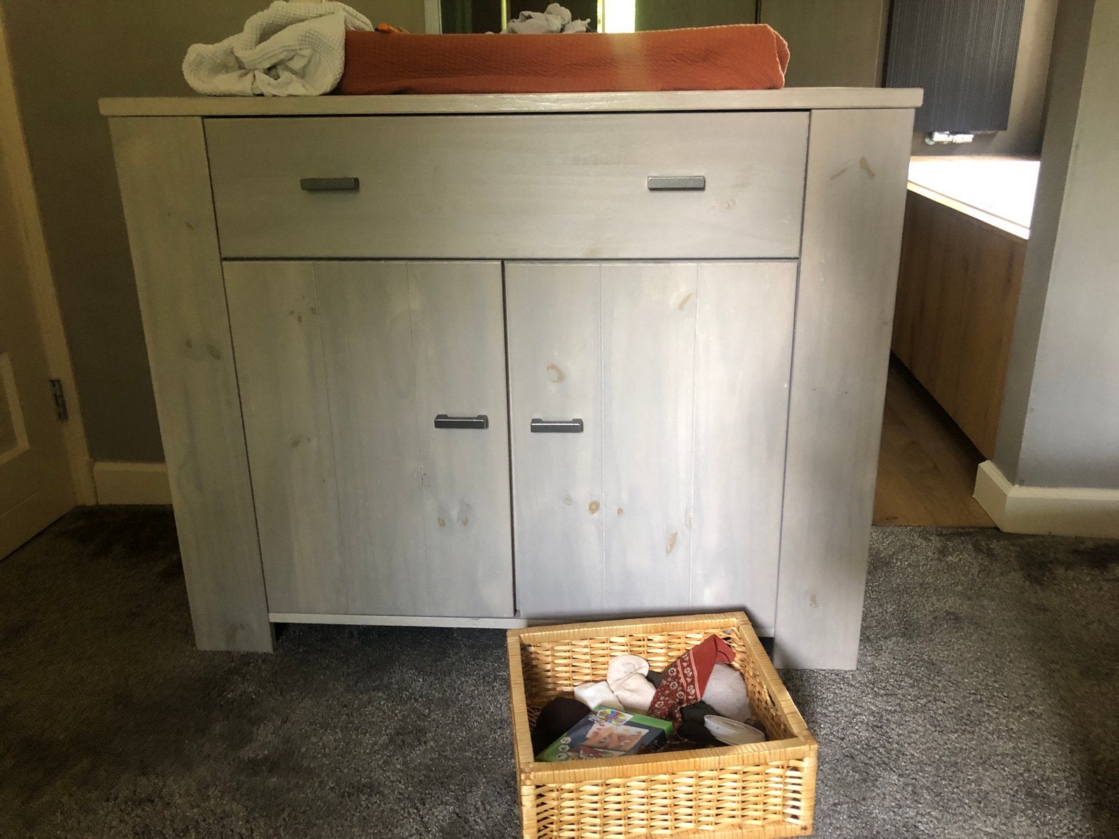 Commode coming kids grijs hout hopper, 50 tot 70 cm, Ophalen of Verzenden, 90 tot 105 cm, 100 cm of meer