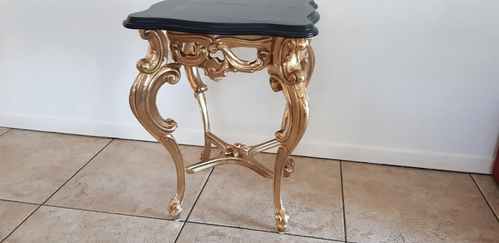 Prachtig Bijzettafeltje., Huis en Inrichting, Tafels | Bijzettafels, Minder dan 55 cm, Zo goed als nieuw, Rechthoekig, Ophalen