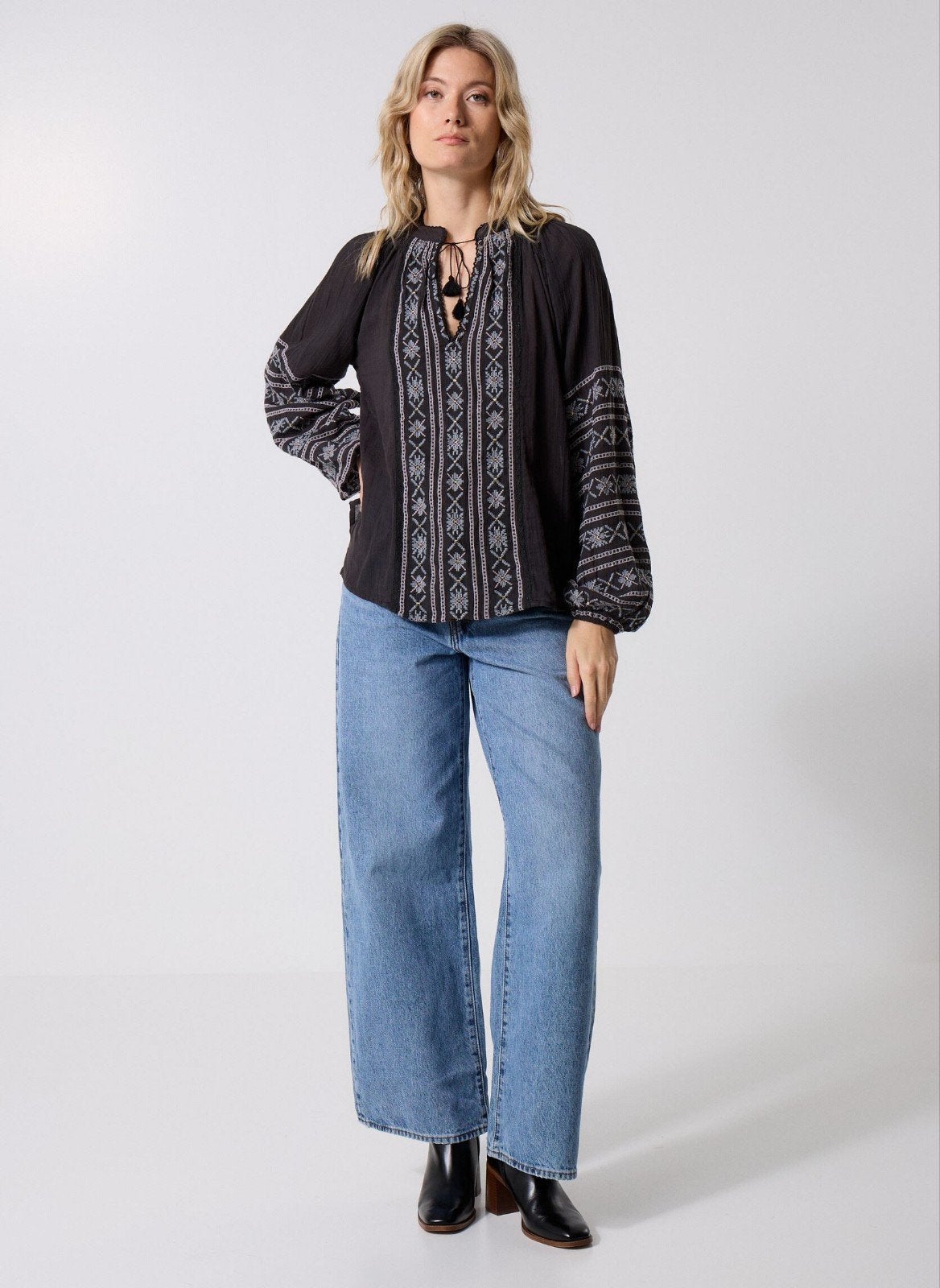 Maison Hotel Geborduurde Blouse Zwart Maat S, Zwart, Nieuw, Ophalen of Verzenden, Maat 36 (S)