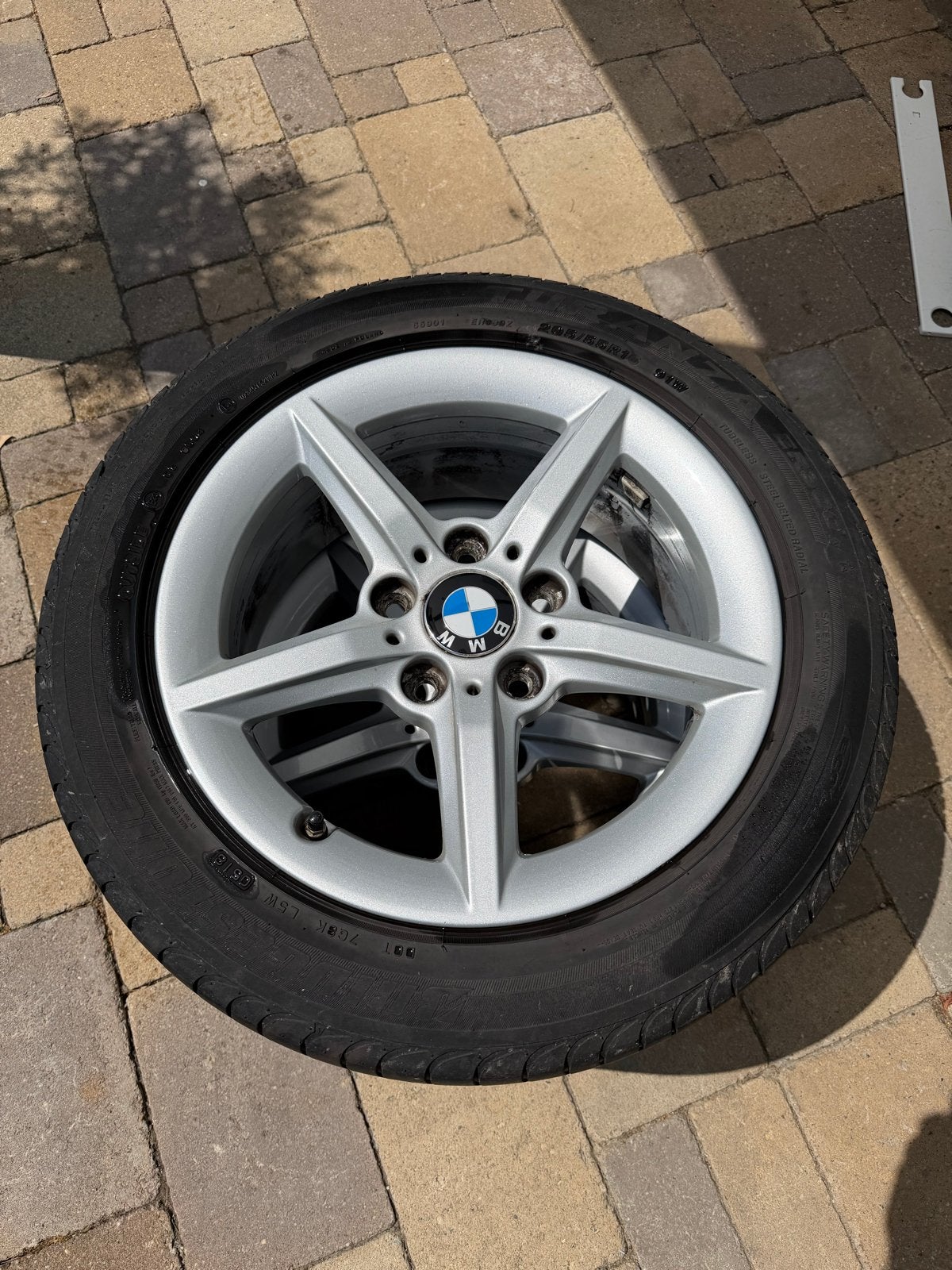 BMW 1 Serie E87 Zomerbanden met velgen Bridgestone 205/55/R1, Auto-onderdelen, Banden en Velgen, Ophalen, Gebruikt, 16 inch, Banden en Velgen