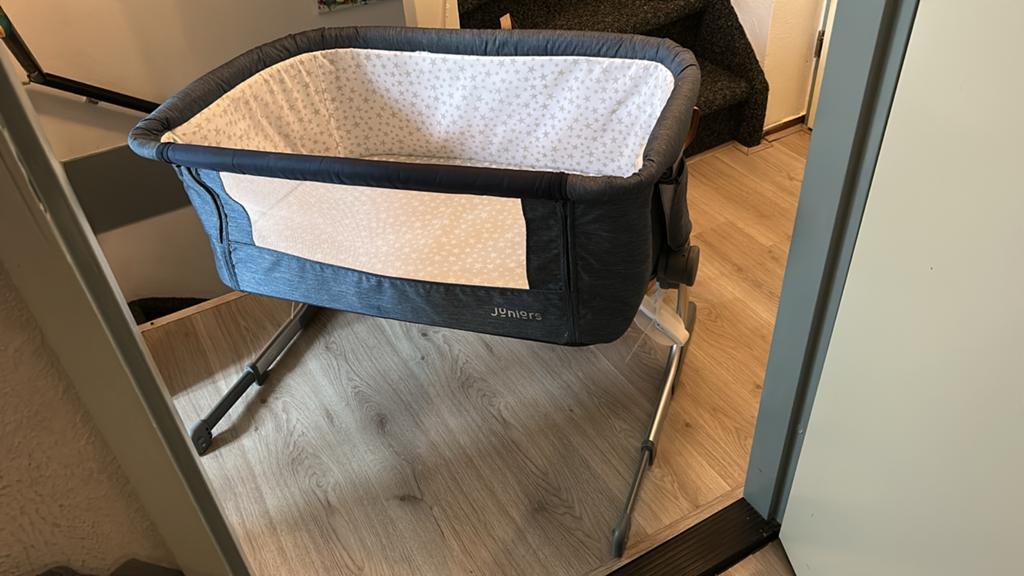 Juniors Co-Sleeper / Wieg - Als nieuw, Ophalen, Nieuw, Wieg